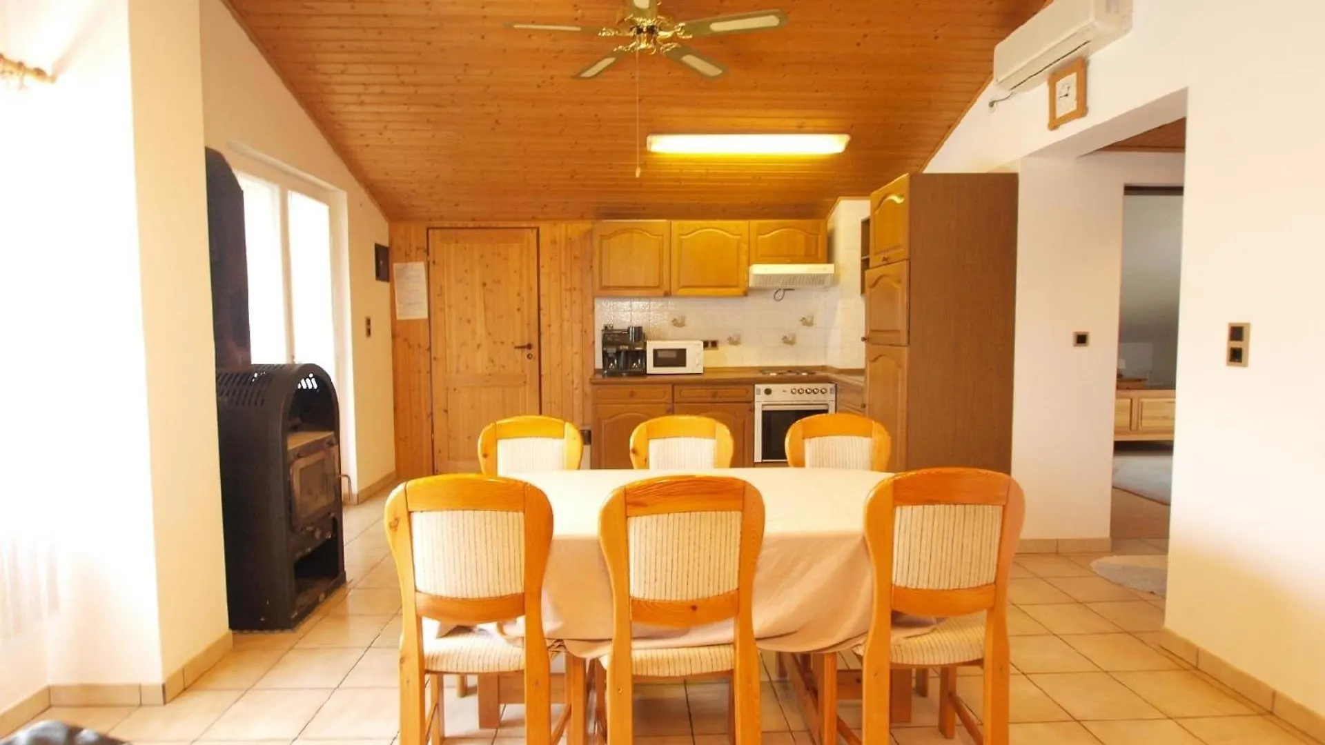 Ferienwohnung Fuer 4 Personen Ca 90 Qm In Premantura, Istrien Istrische Riviera 0*, Premantura