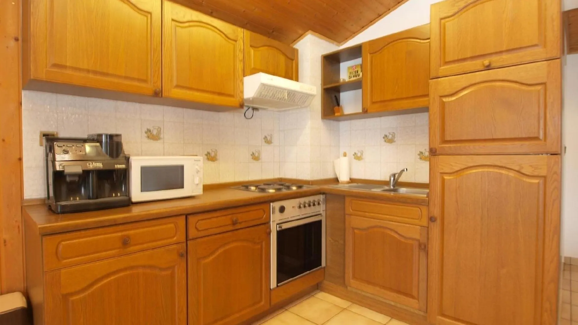 Apartment Ferienwohnung Fuer 4 Personen Ca 90 Qm In Premantura, Istrien Istrische Riviera Croatia