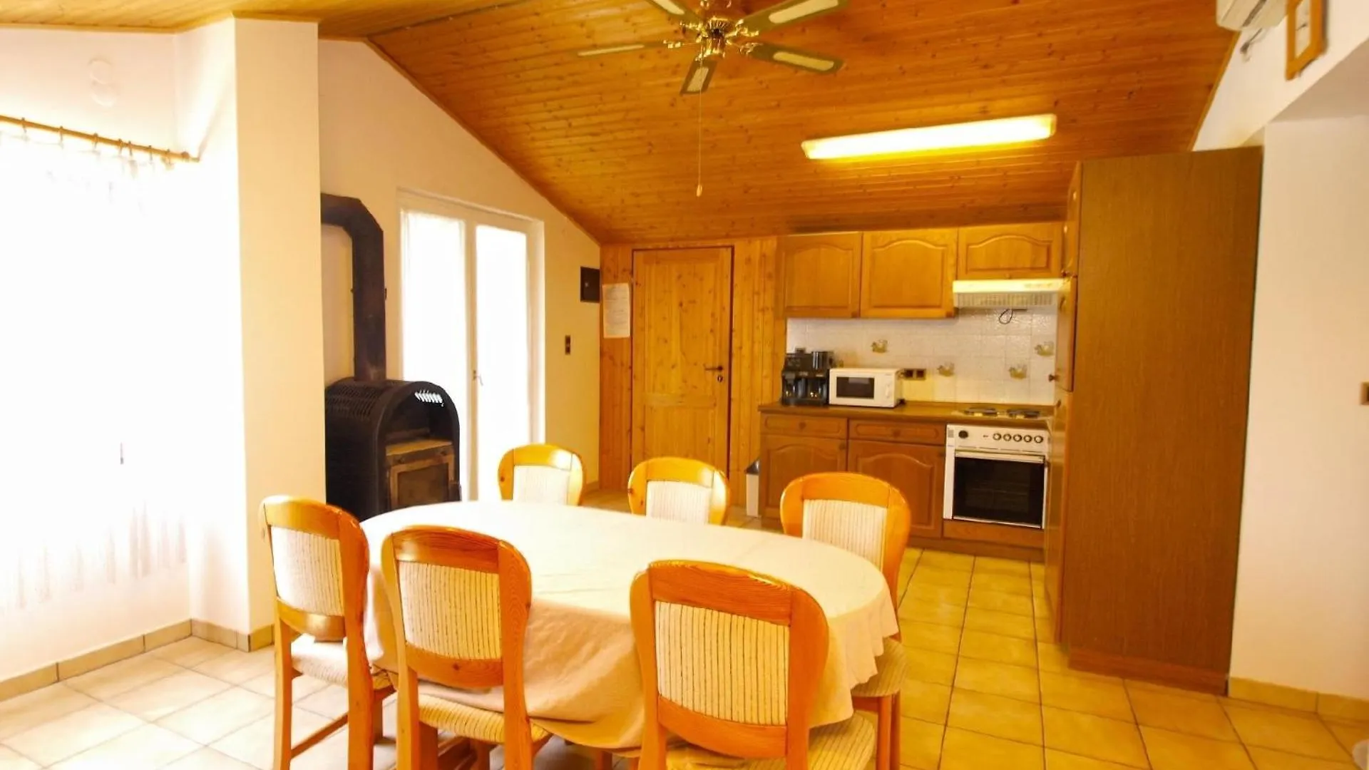 Ferienwohnung Fuer 4 Personen Ca 90 Qm In Premantura, Istrien Istrische Riviera Apartment